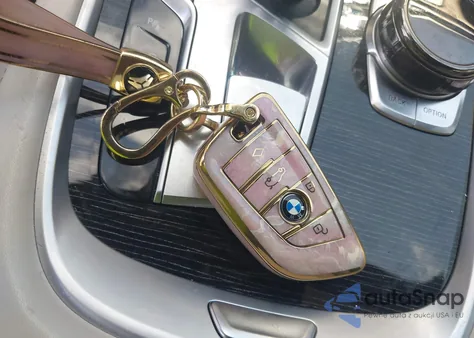 2018 BMW 750I z USA, uszkodzony, nr VIN WBA7F0C51JGM23602